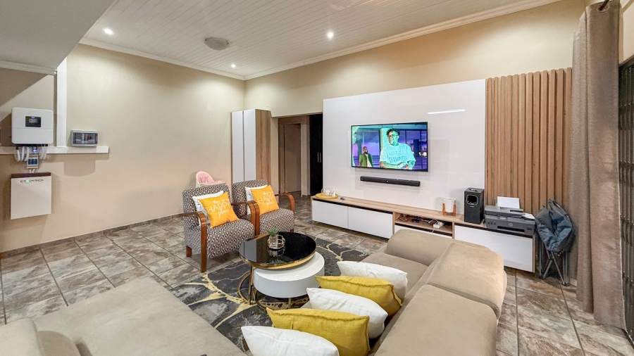 3 Bedroom Property for Sale in Melodie North West